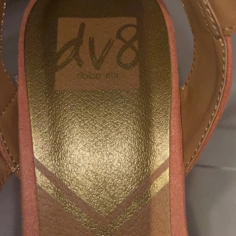 DV8 Pierra Strappy Wedge In Peach Color,  Size 7.5